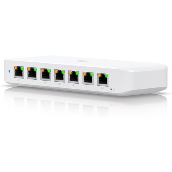 Switch Ubiquiti Unifi Ultra 210W - Layer 2 - 8 PUERTOS GbE PoE P/N USW-ULTRA-210W